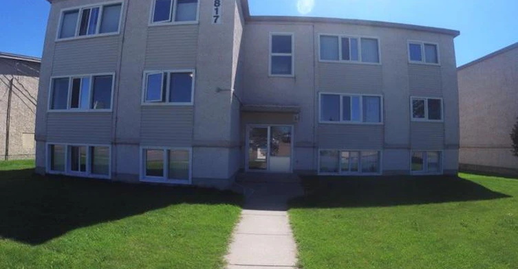 4817 52 Street, Red Deer, AB, T4N 2C6