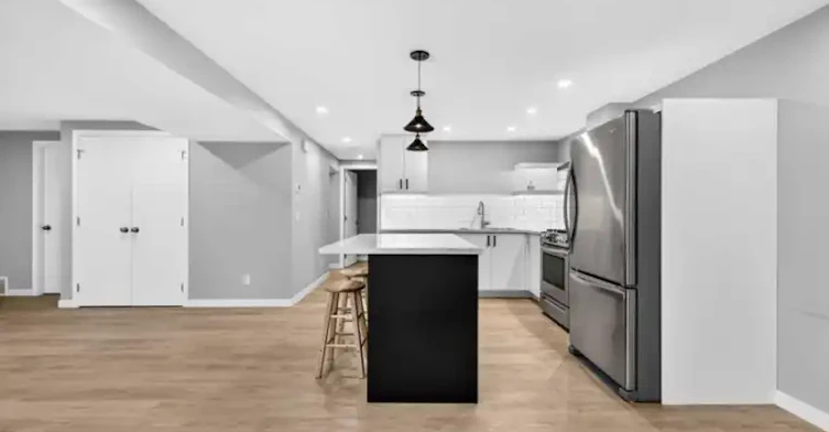 803 Canford Crescent Southwest, Calgary, AB, T2W 1L2 - 4