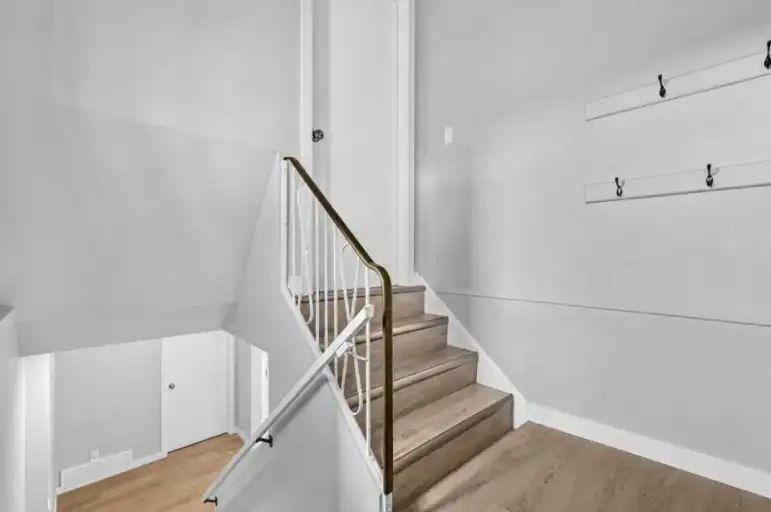 803 Canford Crescent Southwest, Calgary, AB, T2W 1L2 - 3