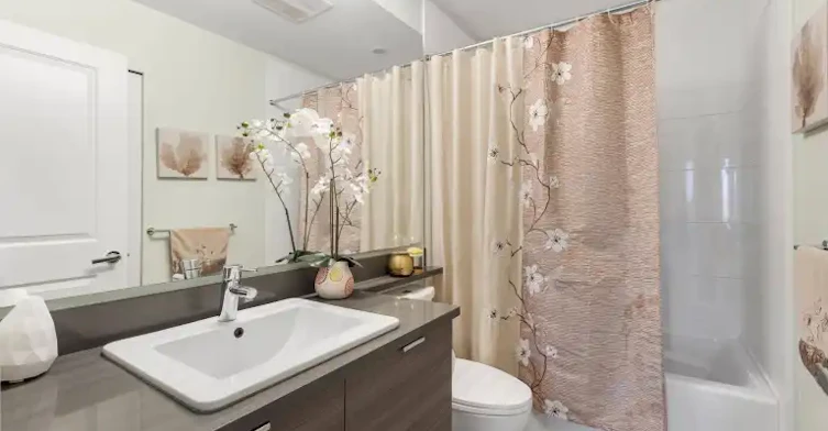 2665 Mountain Highway, North Vancouver, BC, V7J 0A8 - 5