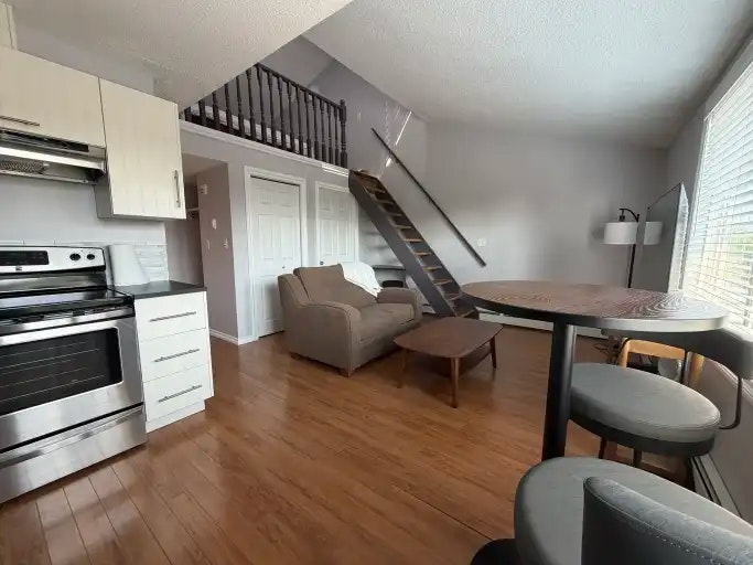 7201 Poplar Drive, Grande Prairie, AB, T8V 6C5 - 6