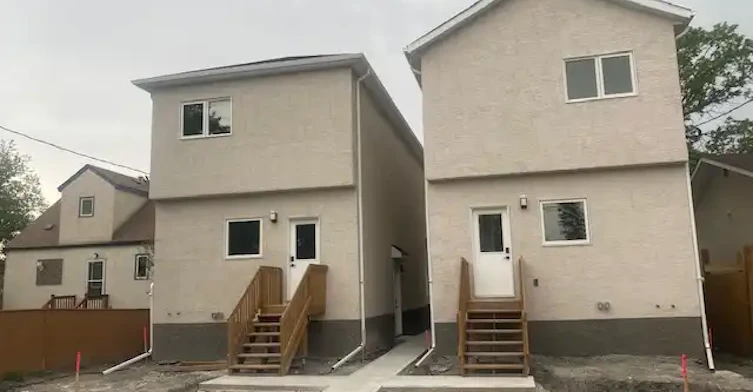 267 Devon Avenue, Winnipeg, MB, R2G 0C4 - 16