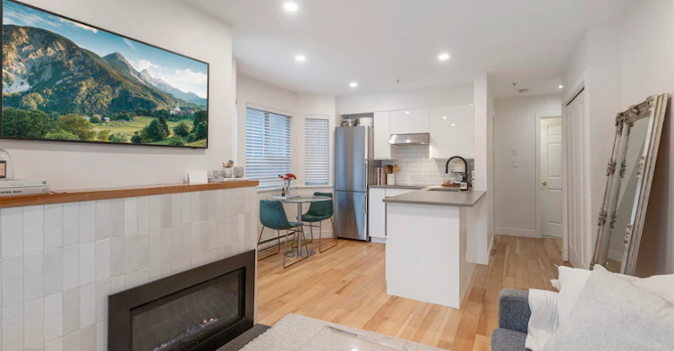 1520 Cotton Drive, Vancouver, BC, V5L 3V2 - 2