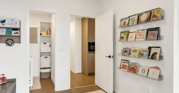 123 Portland Street, Toronto, ON, M5V 0V9 - 19