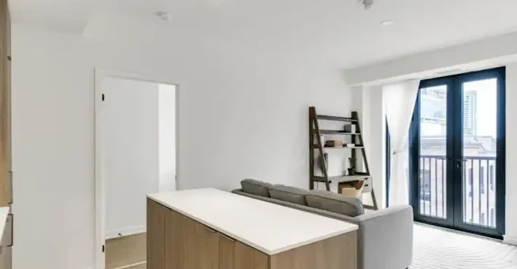 123 Portland Street, Toronto, ON, M5V 0V9 - 5