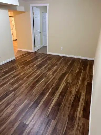 8619 77 Street Northwest, Edmonton, AB, T6C 2L9 - 5