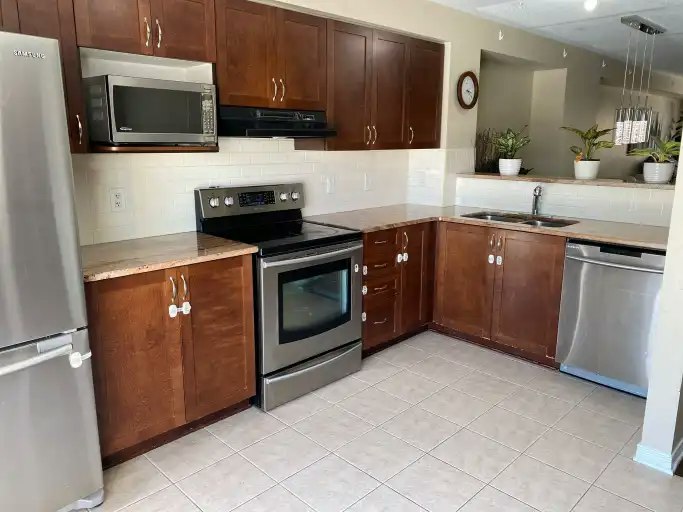 36 Jenscott Private, Ottawa, ON, K2C 0E4 - 12