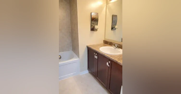 36 Jenscott Private, Ottawa, ON, K2C 0E4 - 18