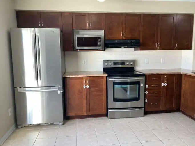 36 Jenscott Private, Ottawa, ON, K2C 0E4 - 11