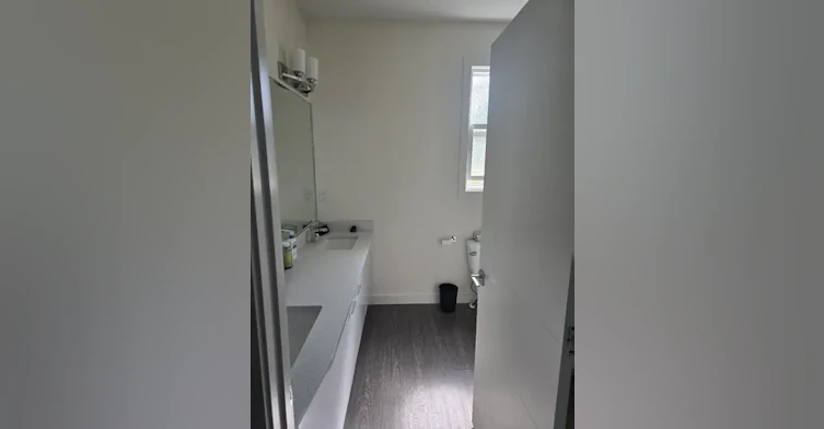 10836 73 Avenue Northwest, Edmonton, AB, T6E 1C7 - 9