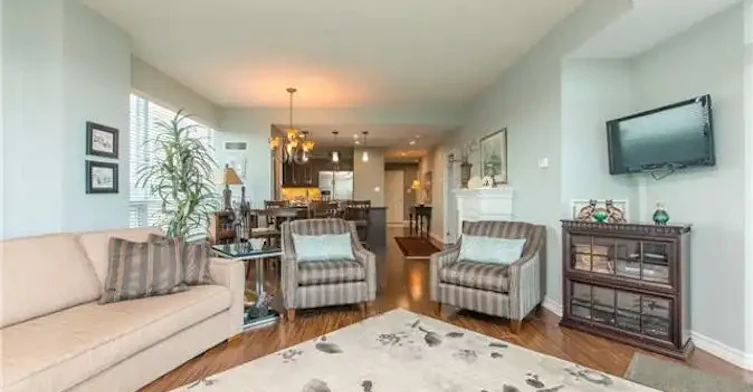 37 Ellen Street, Barrie, ON, L4N 6G2 - 2