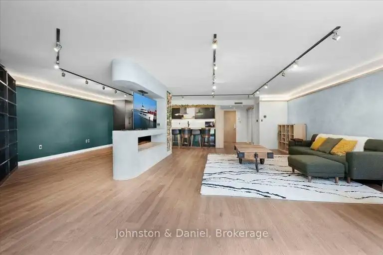 80 Front Street East, Toronto, ON, M5E 1T4 - 5