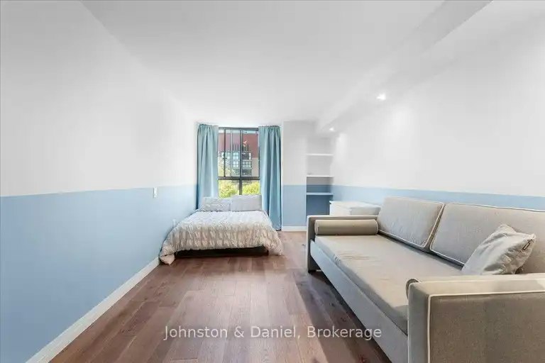 80 Front Street East, Toronto, ON, M5E 1T4 - 4