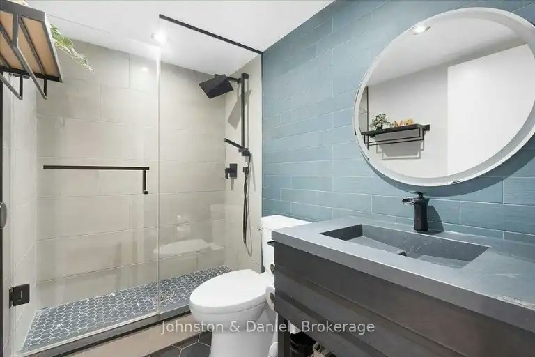 80 Front Street East, Toronto, ON, M5E 1T4