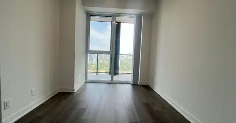 180 Front Street East, Toronto, ON, M5A 0A9