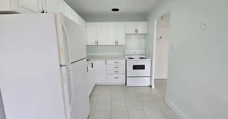591 Oxford Street, Oshawa, ON, L1J 3V5 - 4