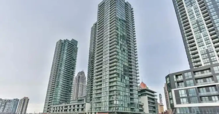 4065 Brickstone Mews, Mississauga, ON, L5B 0G3