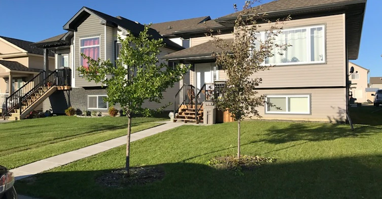 7517 115b Street, Grande Prairie, AB, T8W 0J2