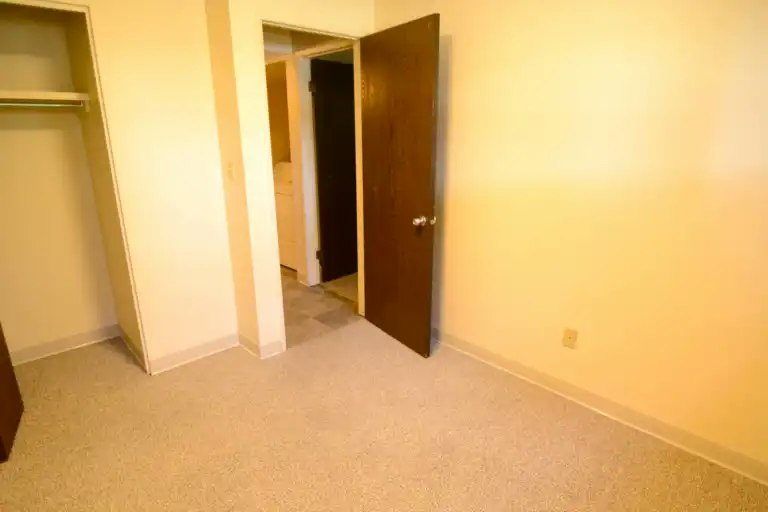 36 Cameron Crescent, Red Deer, AB, T4P 2C9 - 8