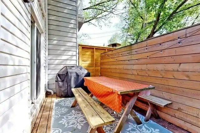 81 Tiverton Avenue, Toronto, ON, M4M 2M1 - 16