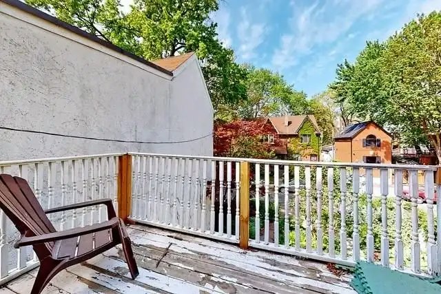 81 Tiverton Avenue, Toronto, ON, M4M 2M1 - 4