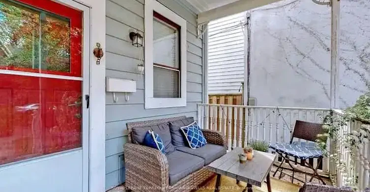 81 Tiverton Avenue, Toronto, ON, M4M 2M1 - 9