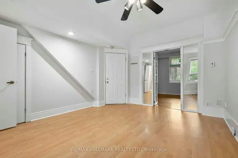 806 Logan Avenue, Toronto, ON, M4K 3E1 - 10
