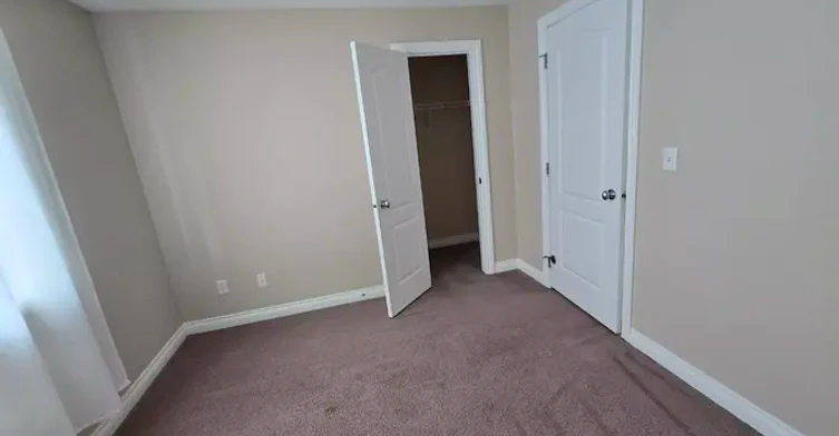 12050 17 Avenue SW, Edmonton, AB, T6W 1X4 - 10