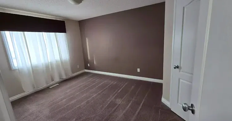 12050 17 Avenue SW, Edmonton, AB, T6W 1X4 - 13