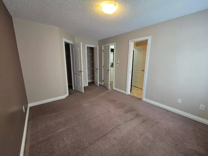 12050 17 Avenue SW, Edmonton, AB, T6W 1X4 - 14
