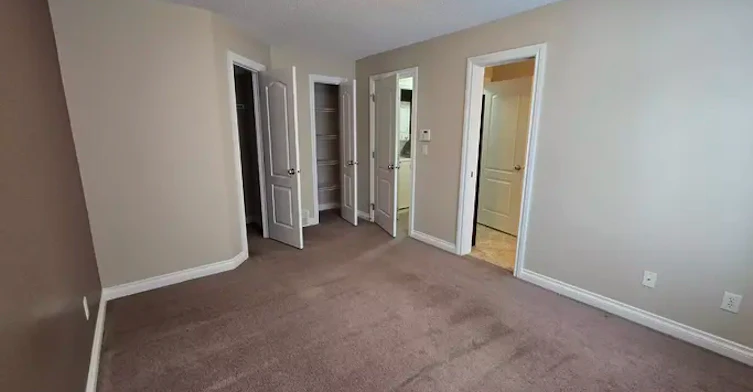 12050 17 Avenue SW, Edmonton, AB, T6W 1X4 - 14
