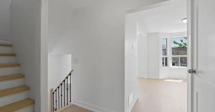 1968 Queen Street East, Toronto, ON, M4L 1H8 - 16