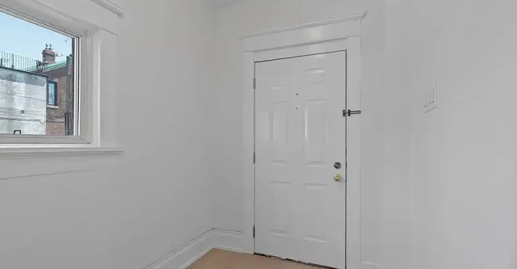 1968 Queen Street East, Toronto, ON, M4L 1H8 - 6