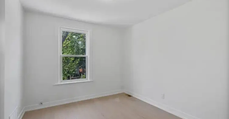 1968 Queen Street East, Toronto, ON, M4L 1H8 - 2