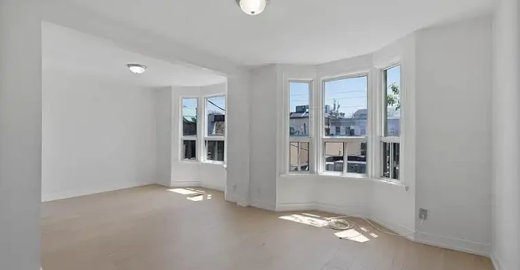 1968 Queen Street East, Toronto, ON, M4L 1H8
