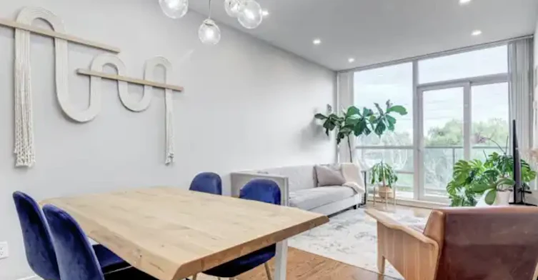 2230 Lake Shore Boulevard West, Toronto, ON - 2
