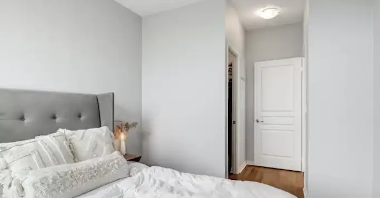 2230 Lake Shore Boulevard West, Toronto, ON - 14