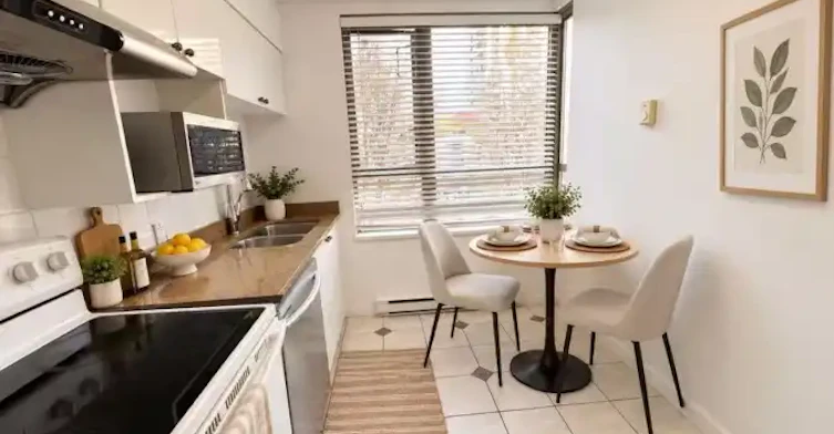 6191 Buswell Street, Richmond, BC, V6Y 4C4 - 4