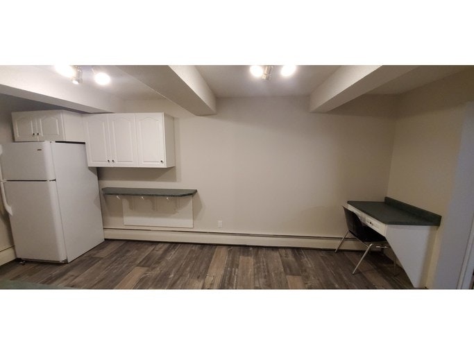 1001 8 Street, Cold Lake, AB, T9M 1H7 - 4