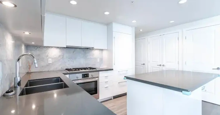 7368 Gollner Avenue, Richmond, BC, V6Y 0H9 - 9