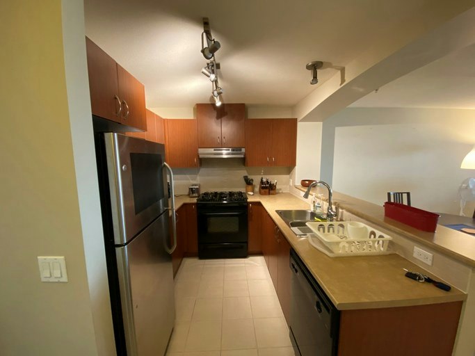 9098 Halston Court, Burnaby, BC, V3N 4R5 - 2