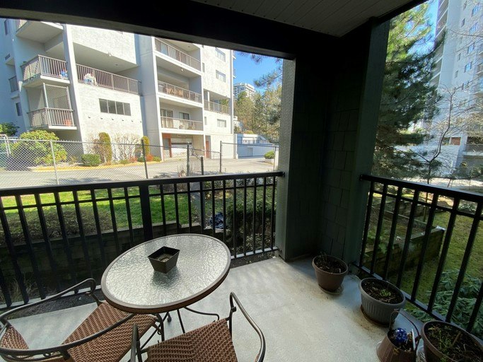 9098 Halston Court, Burnaby, BC, V3N 4R5 - 5