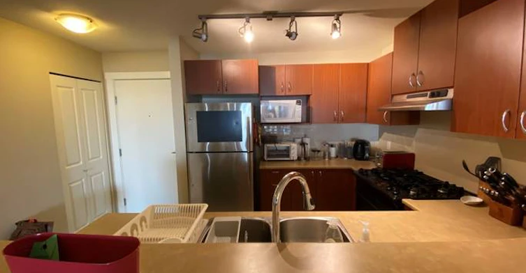 9098 Halston Court, Burnaby, BC, V3N 4R5 - 3