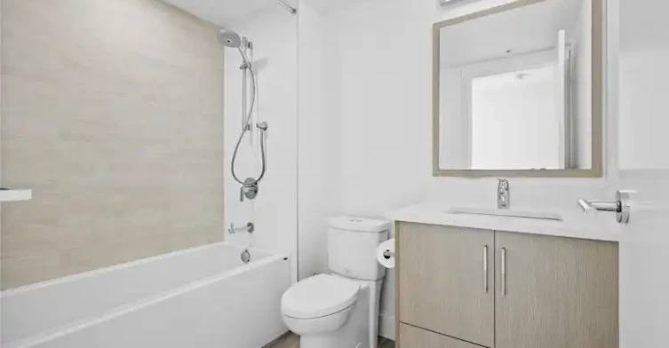 1588 Ellis Street, Kelowna, BC, V1Y 6C5 - 10
