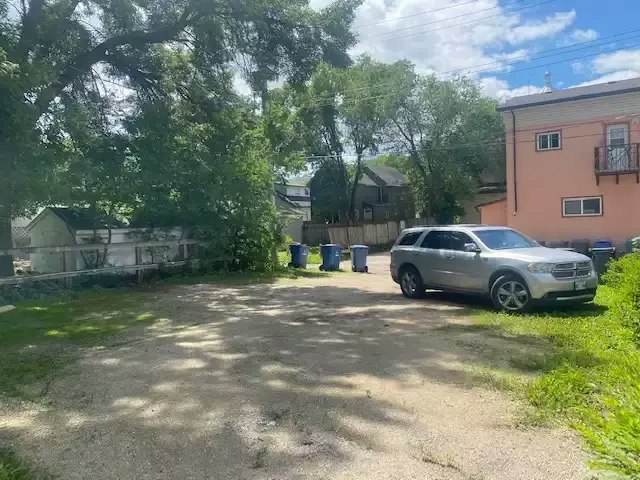 541 Langevin Street, Winnipeg, MB - 9