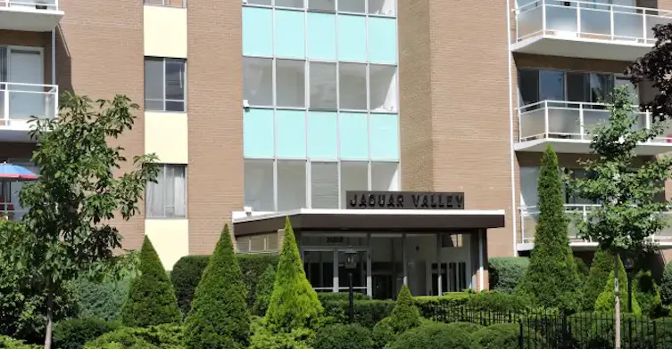 3089 Jaguar Valley Drive, Mississauga, ON, L5A 2J1 - 3