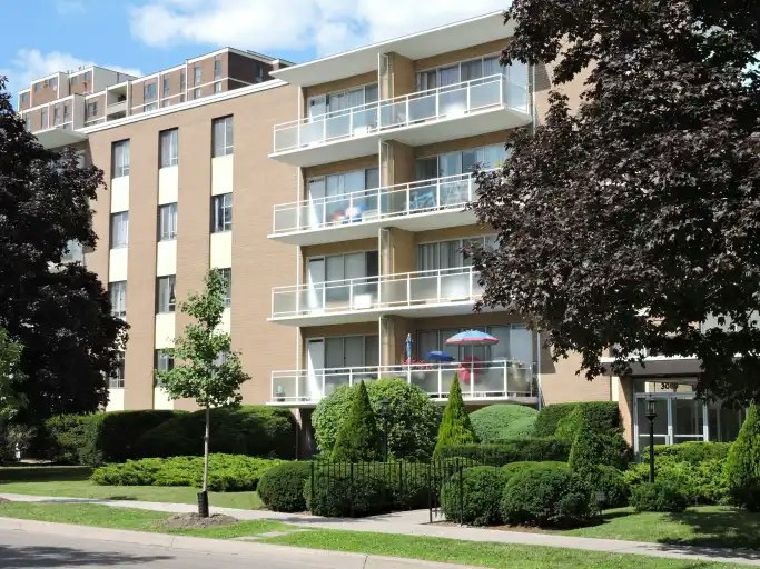 3089 Jaguar Valley Drive, Mississauga, ON, L5A 2J1 - 7