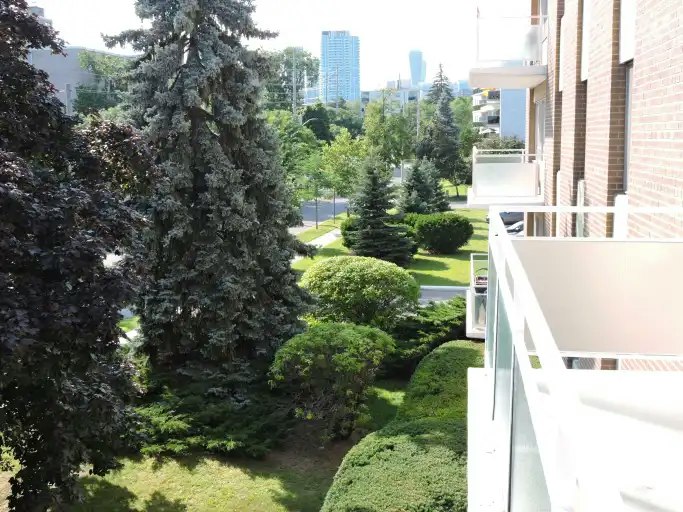 3089 Jaguar Valley Drive, Mississauga, ON, L5A 2J1 - 12