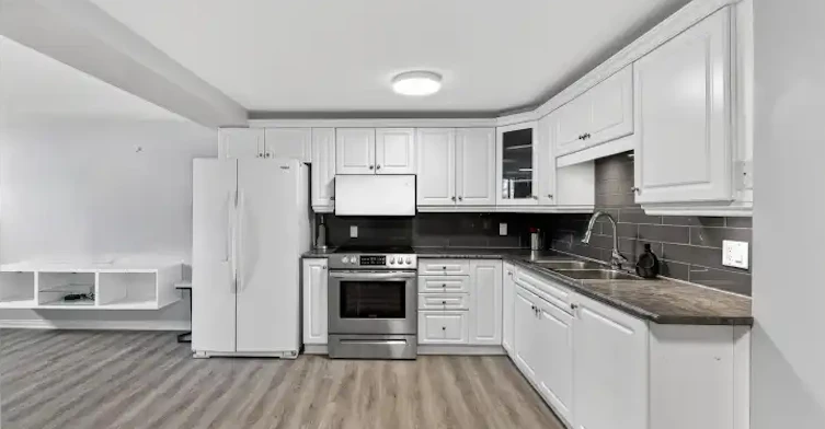 45 Assiniboine Drive, Ottawa, ON, K2E 5R8 - 5