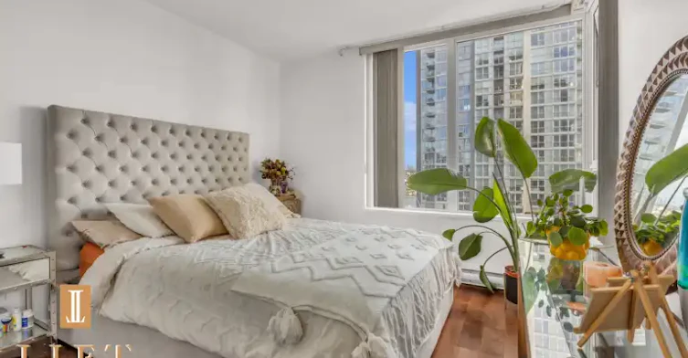 1438 Richards Street, Vancouver, BC, V6Z 3B8 - 2